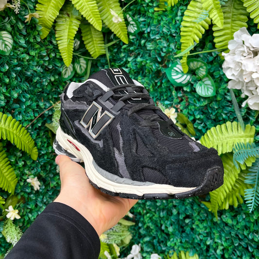 New Balance 1906D Protection Pack Black / Cream - UK9