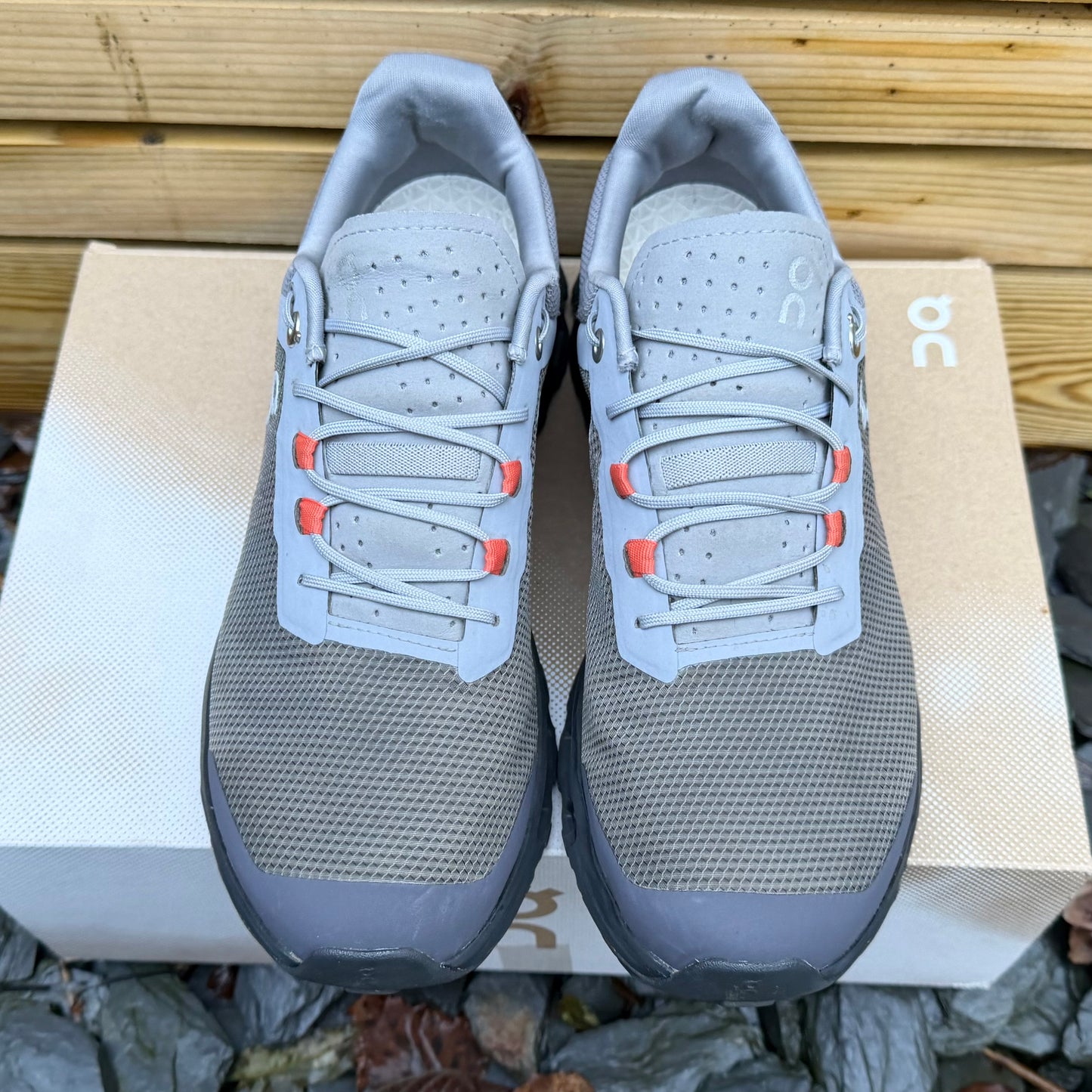 On Running CloudVista - Grey / Orange - UK7