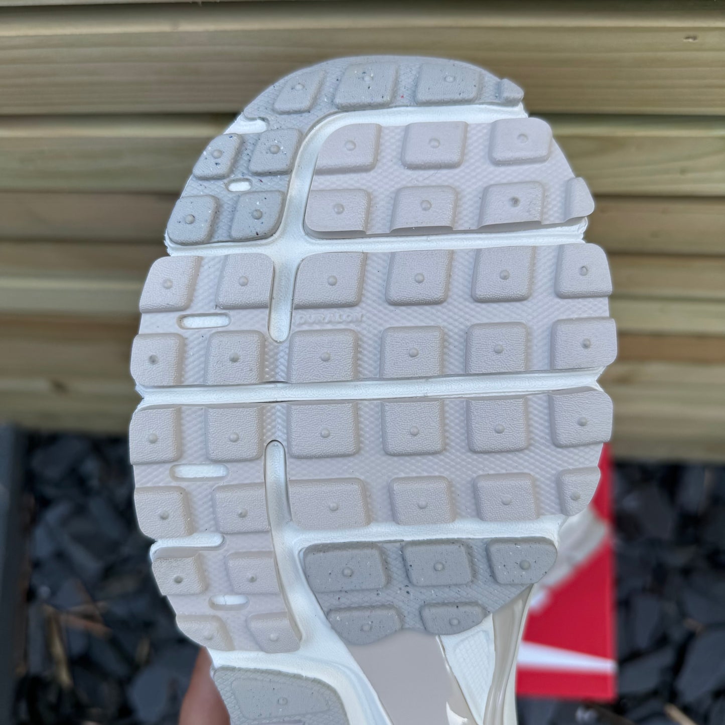 Nike Zoom Vomero 5 - Light Orewood Brown - UK9.5 - Brand New