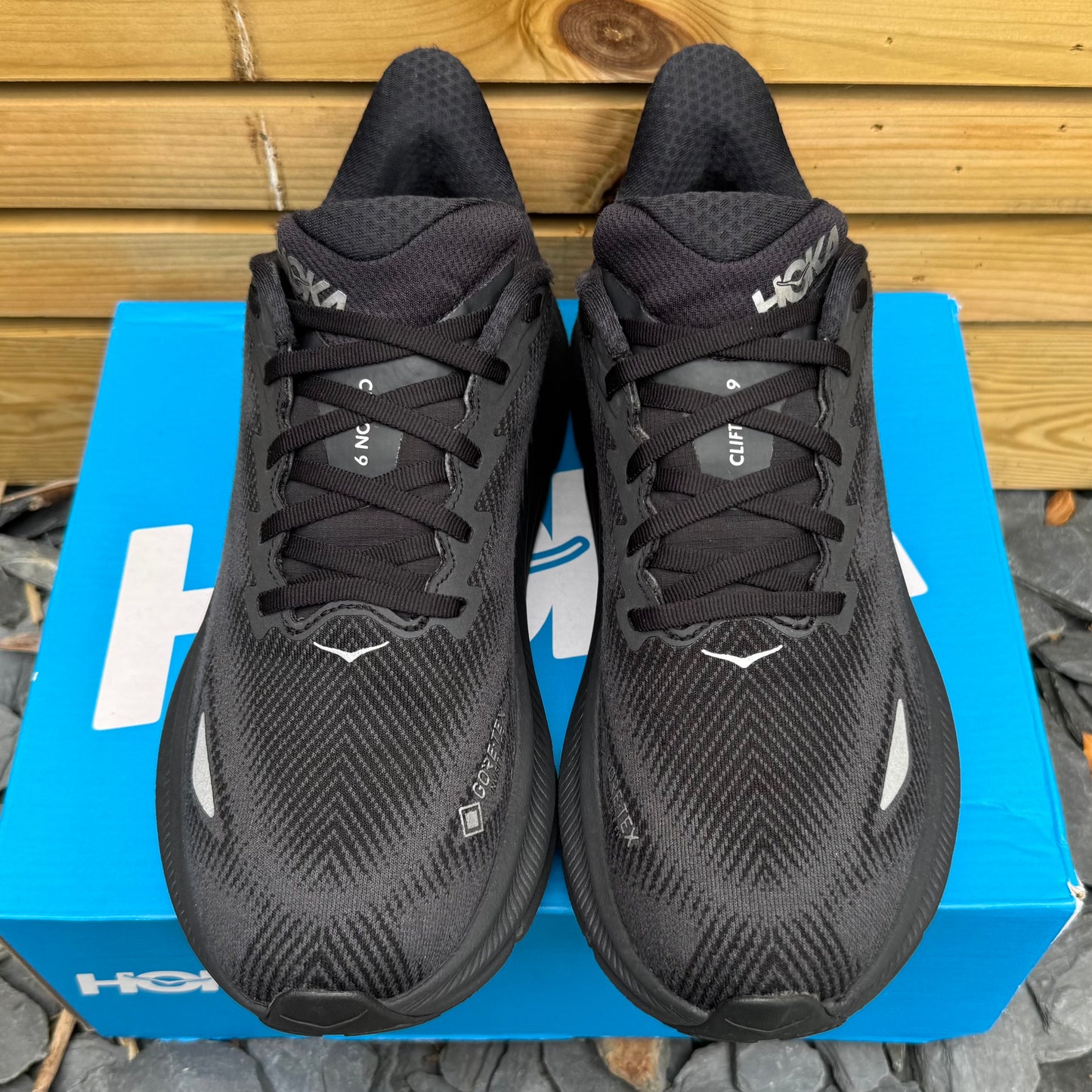 Hoka Clifton 9 Gore-Tex - Black Reflect - UK8.5