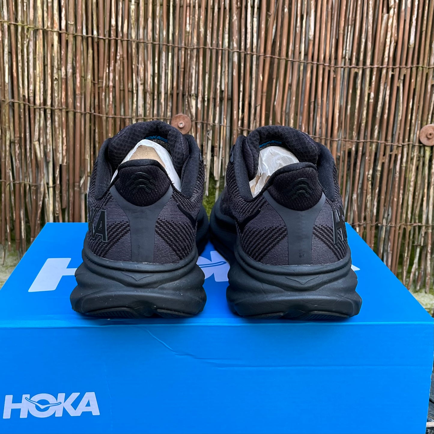 Hoka Clifton 9 - Triple Black - UK11
