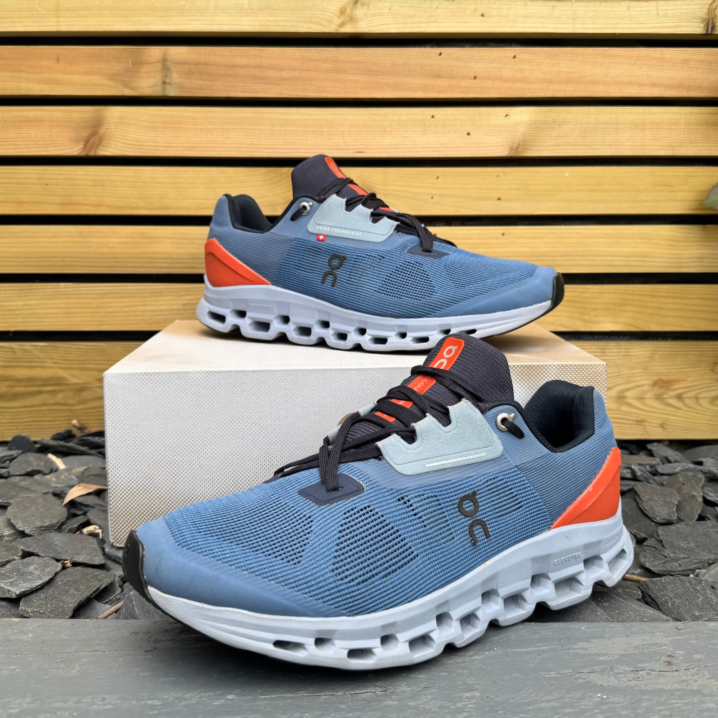 On Running CloudStratus 2 - Lake Blue / Flare Orange - UK9.5