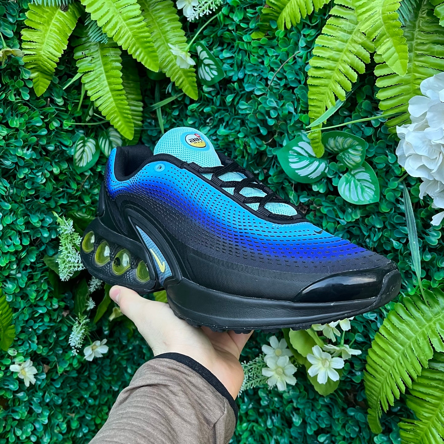 Nike Air Max DN SE - Sky Blue / Chamois - UK10