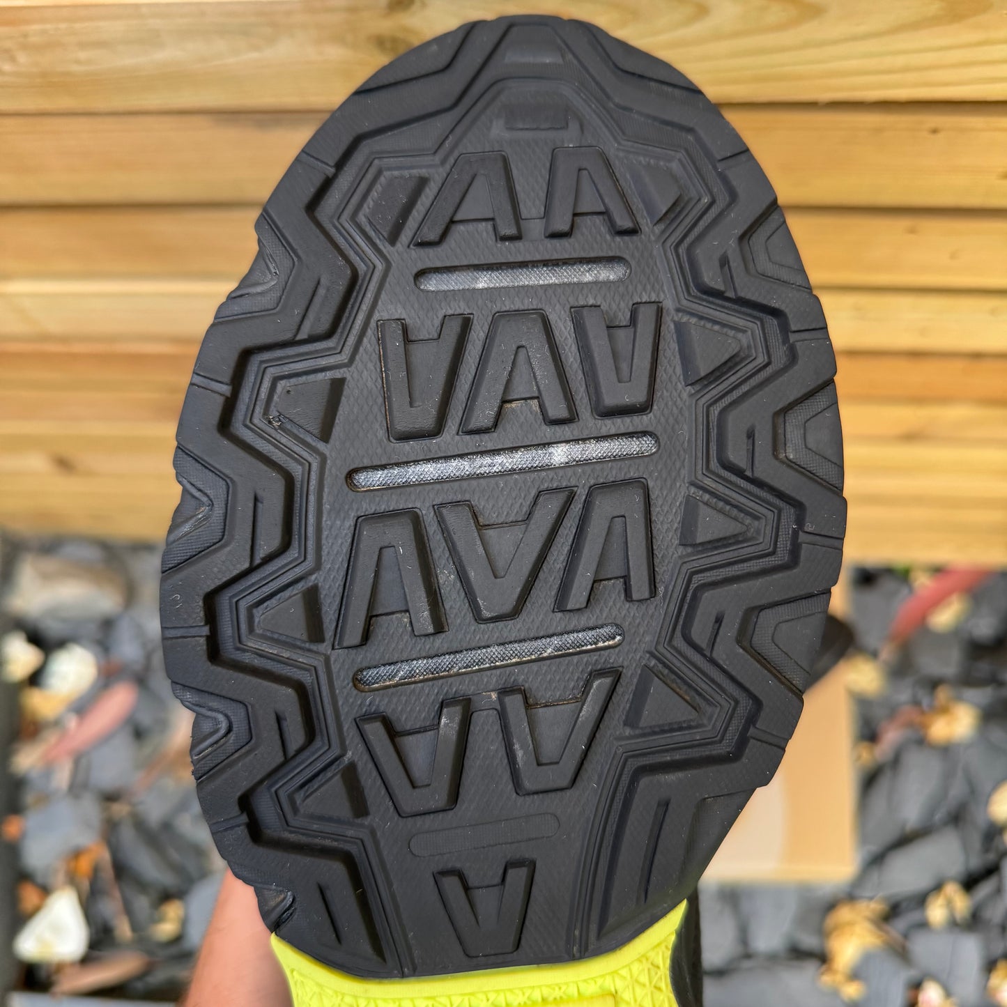 Asics Gel-Venture 6 - Black / Lime - UK11