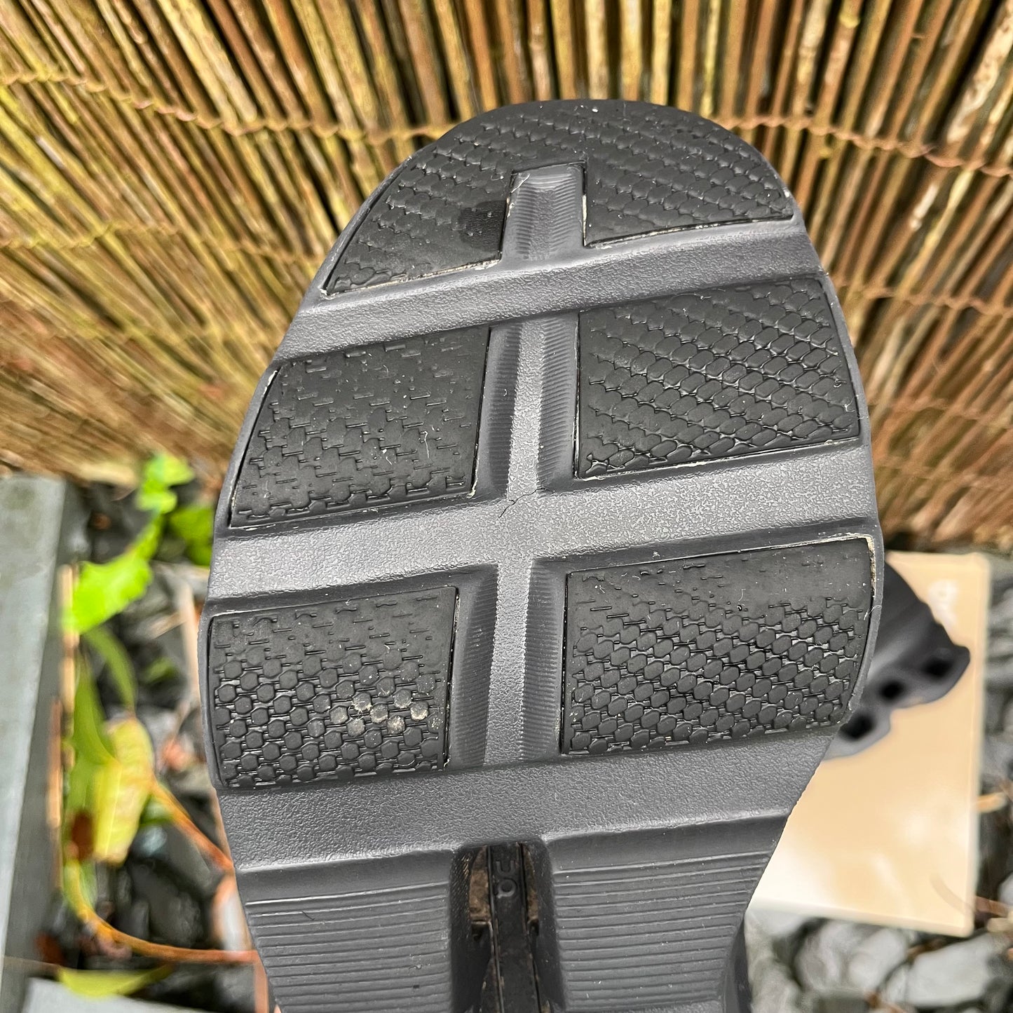 On Running CloudMonster - Triple Black - UK8.5