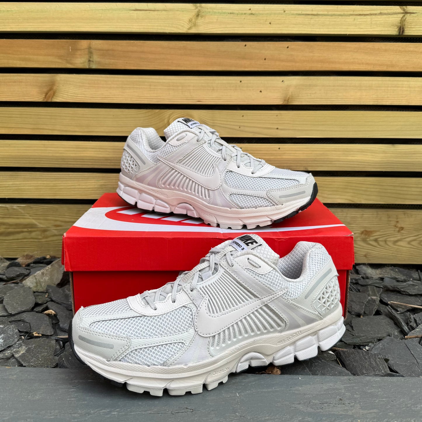Nike Zoom Vomero 5 - Vast Grey - UK9 - Brand New
