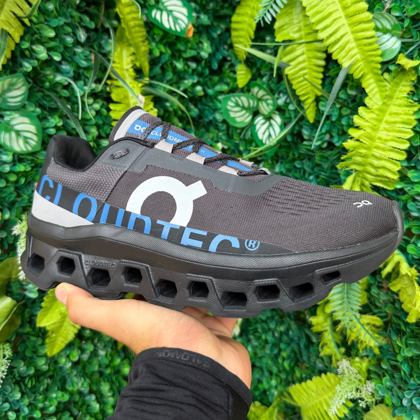 On Running CloudMonster (Asian Exclusive) - Black Eclipse - UK8