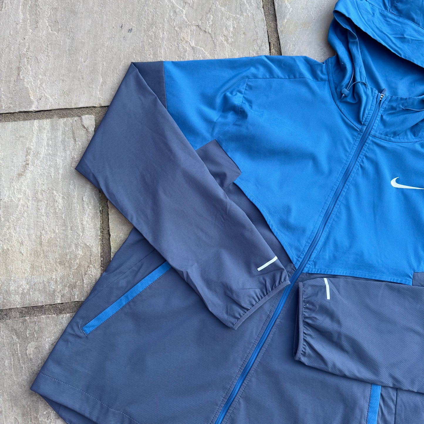 Nike Windrunner Packable Jacket - Thunder Blue - Small - Brand New