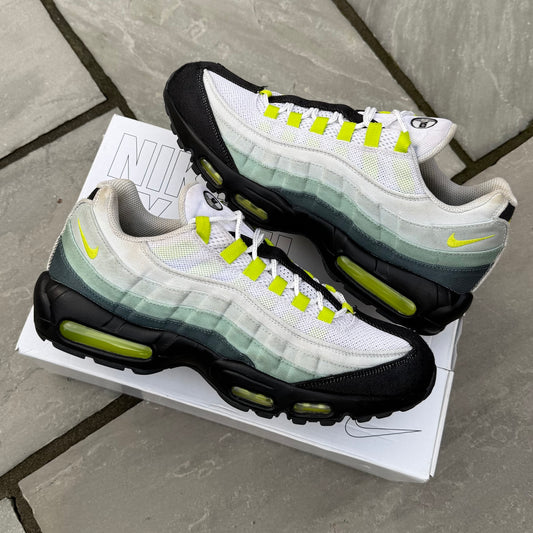 Nike Air Max 95 ID “Nike By You” - Teal / Neon Gradient - UK11