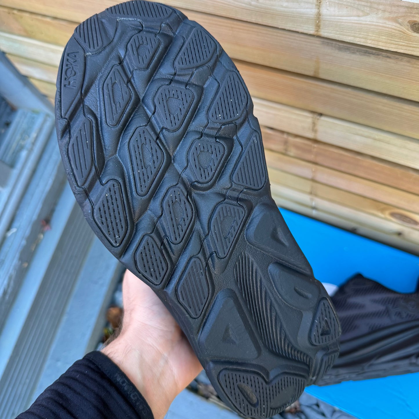 Hoka Clifton 9 - Triple Black - UK10
