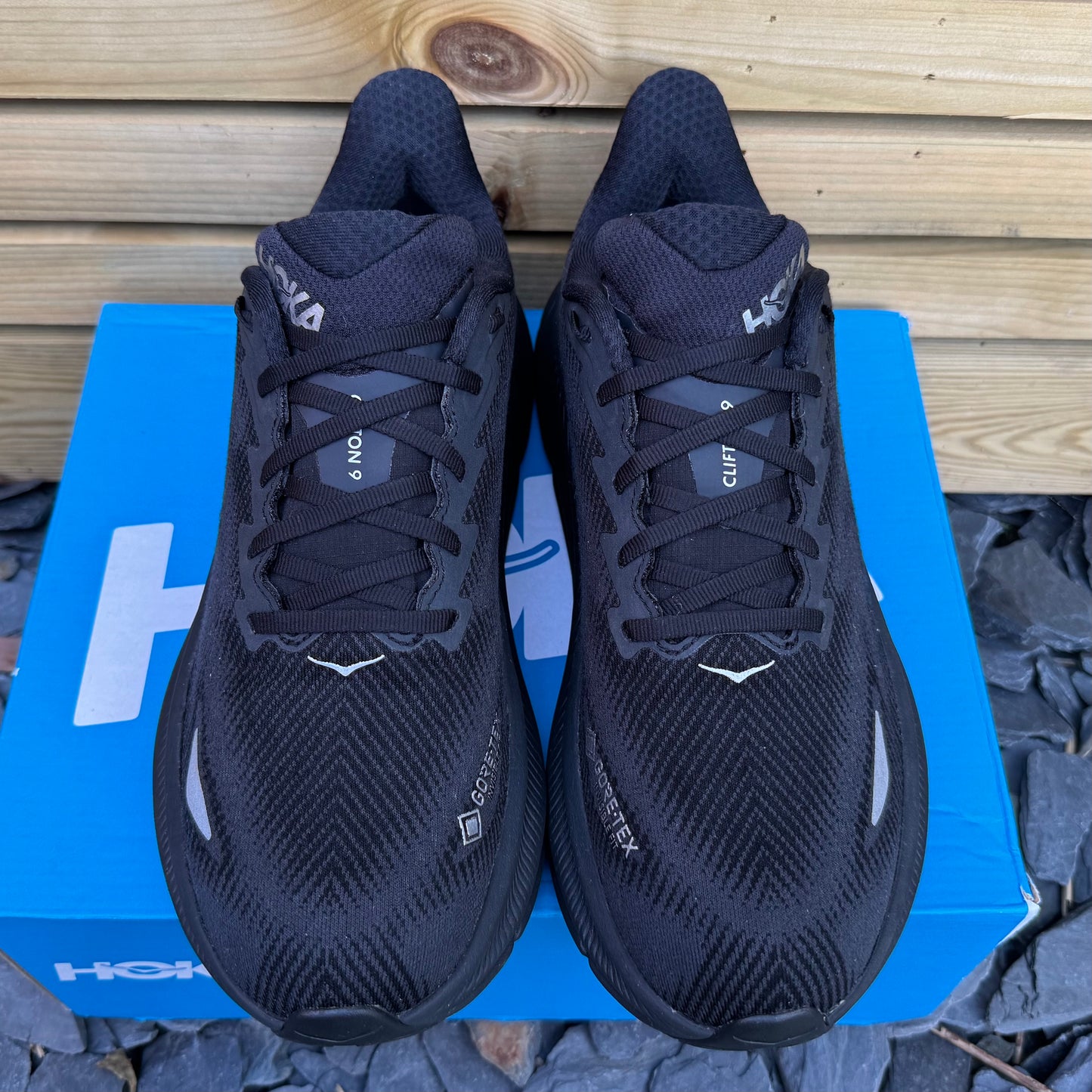 Hoka Clifton 9 Gore-Tex - Black Reflect - UK8.5
