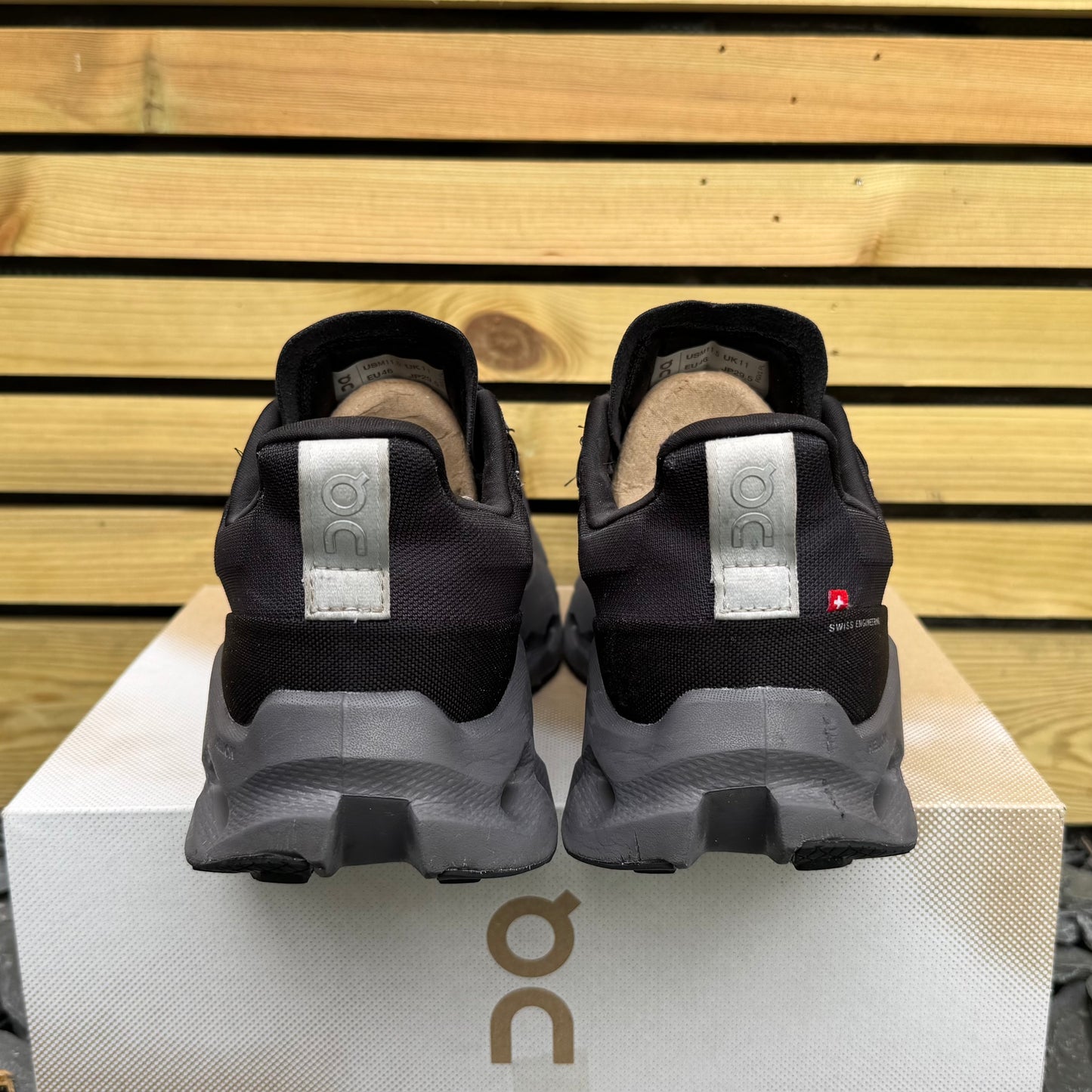 On Running CloudSurfer Trail Waterproof - Black Eclipse - UK11