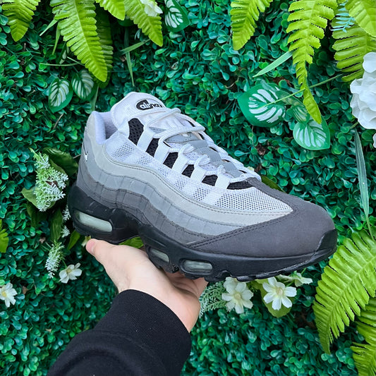Nike Air Max 95 OG - Granite Dust - UK9