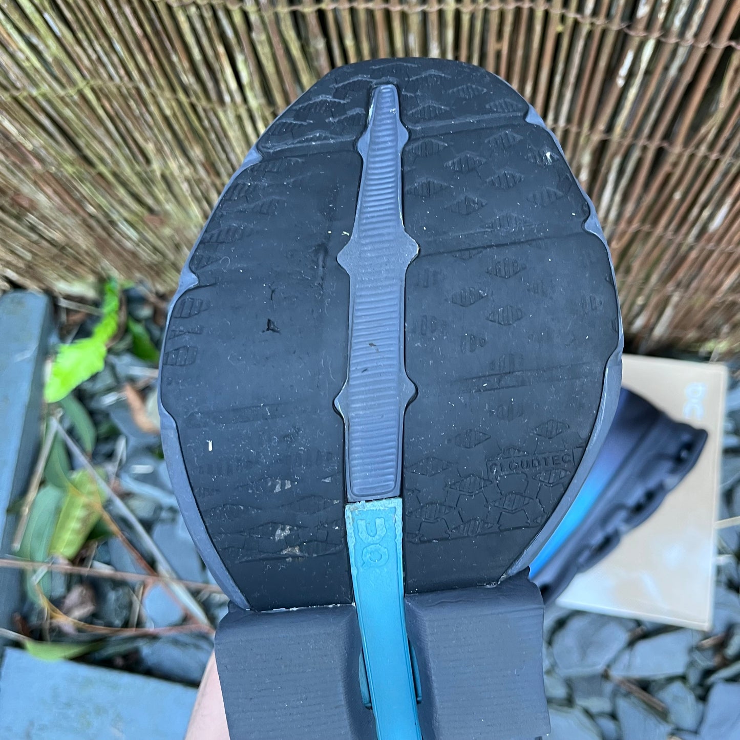 On Running CloudSpark - Black Blueberry - UK9