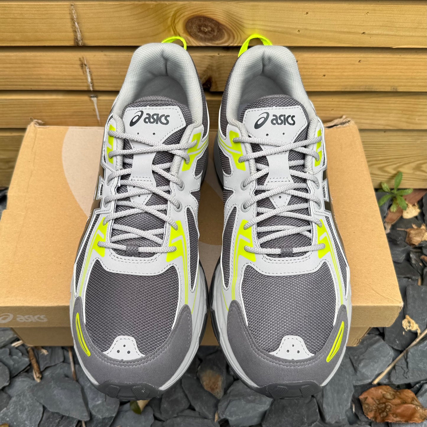 Asics Gel-Venture 6 - Carbon / Obsidian Grey - UK10 - Brand New
