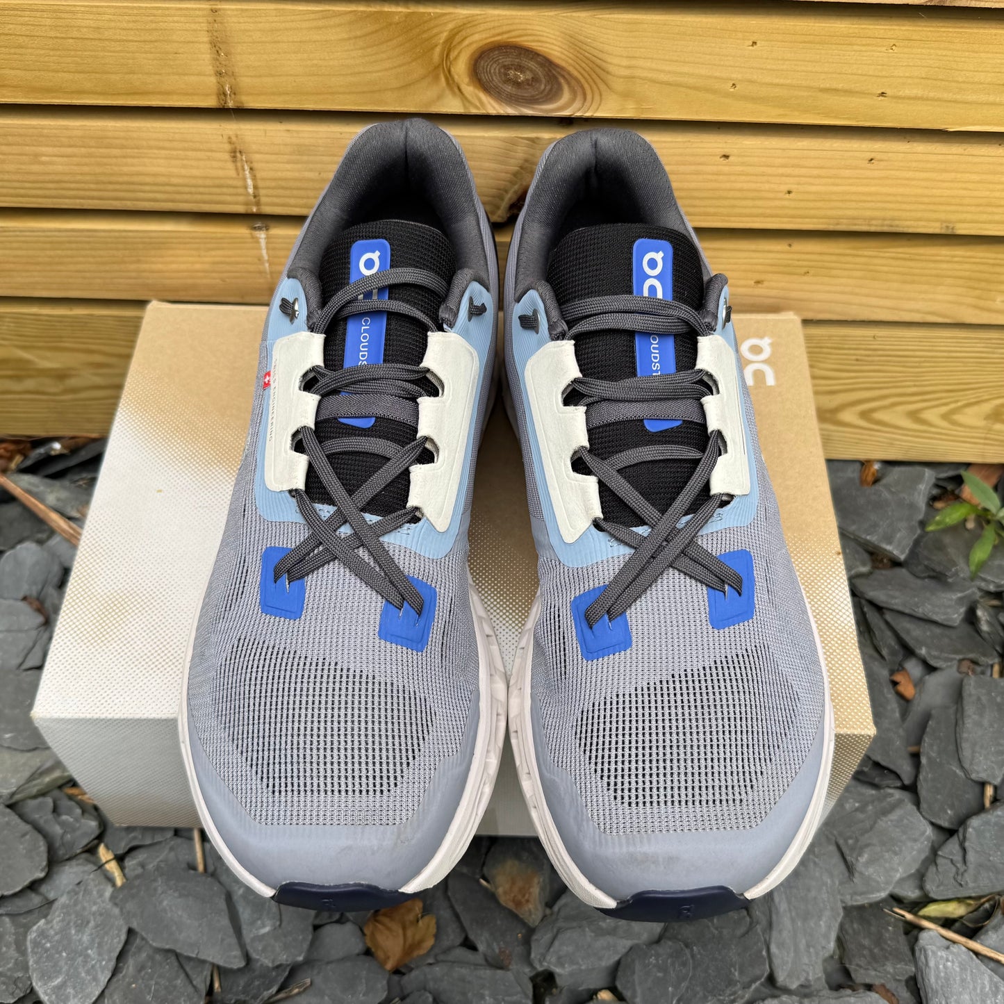 On Running CloudStratus 2 - Fossil / Midnight - UK11.5