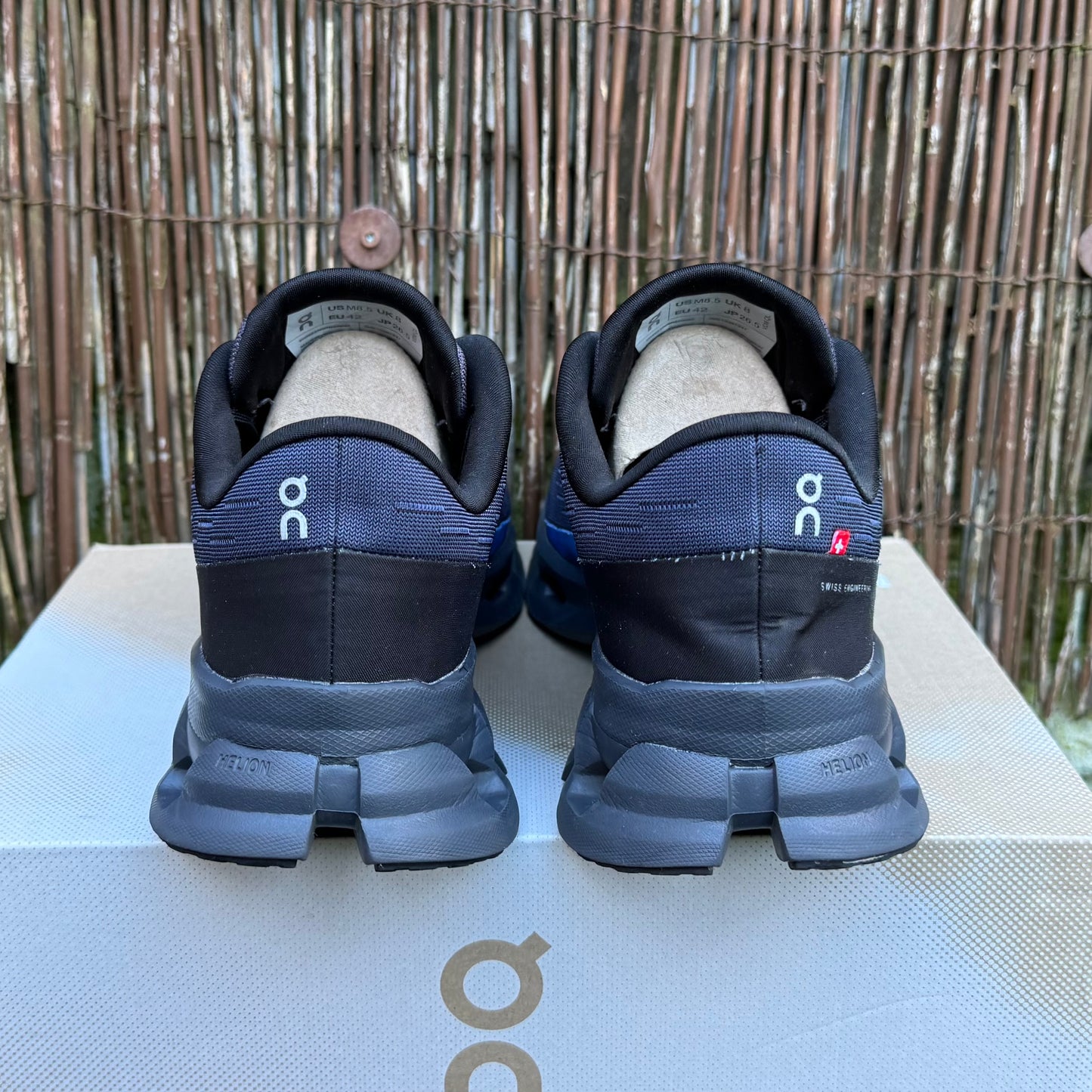 On Running CloudSpark - Black / Blueberry - UK8