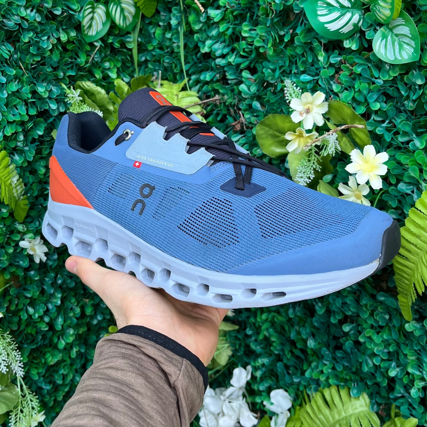 On Running CloudStratus 2 - Lake Blue / Flare Orange - UK12