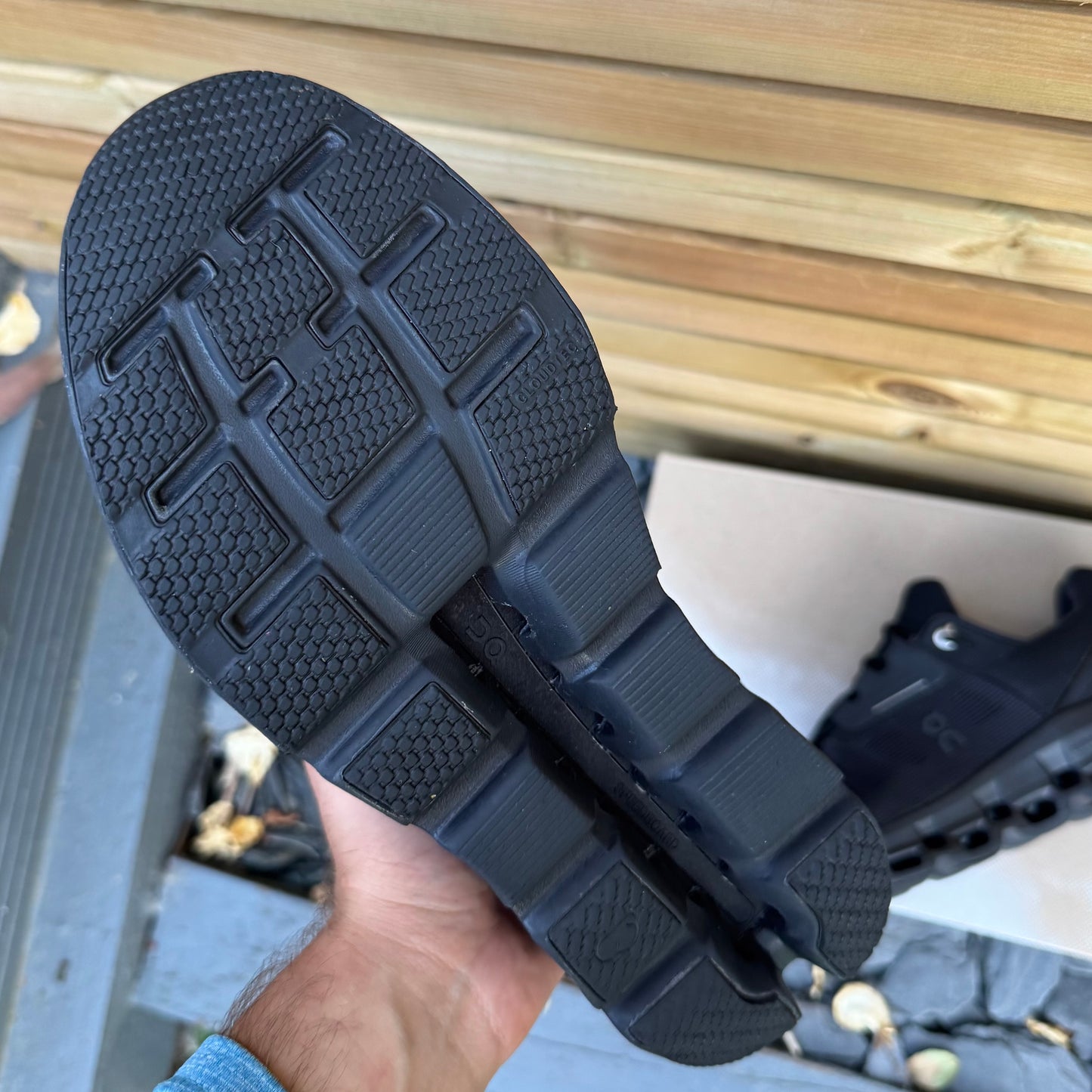 On Running CloudStratus 2 - Triple Black - UK8.5