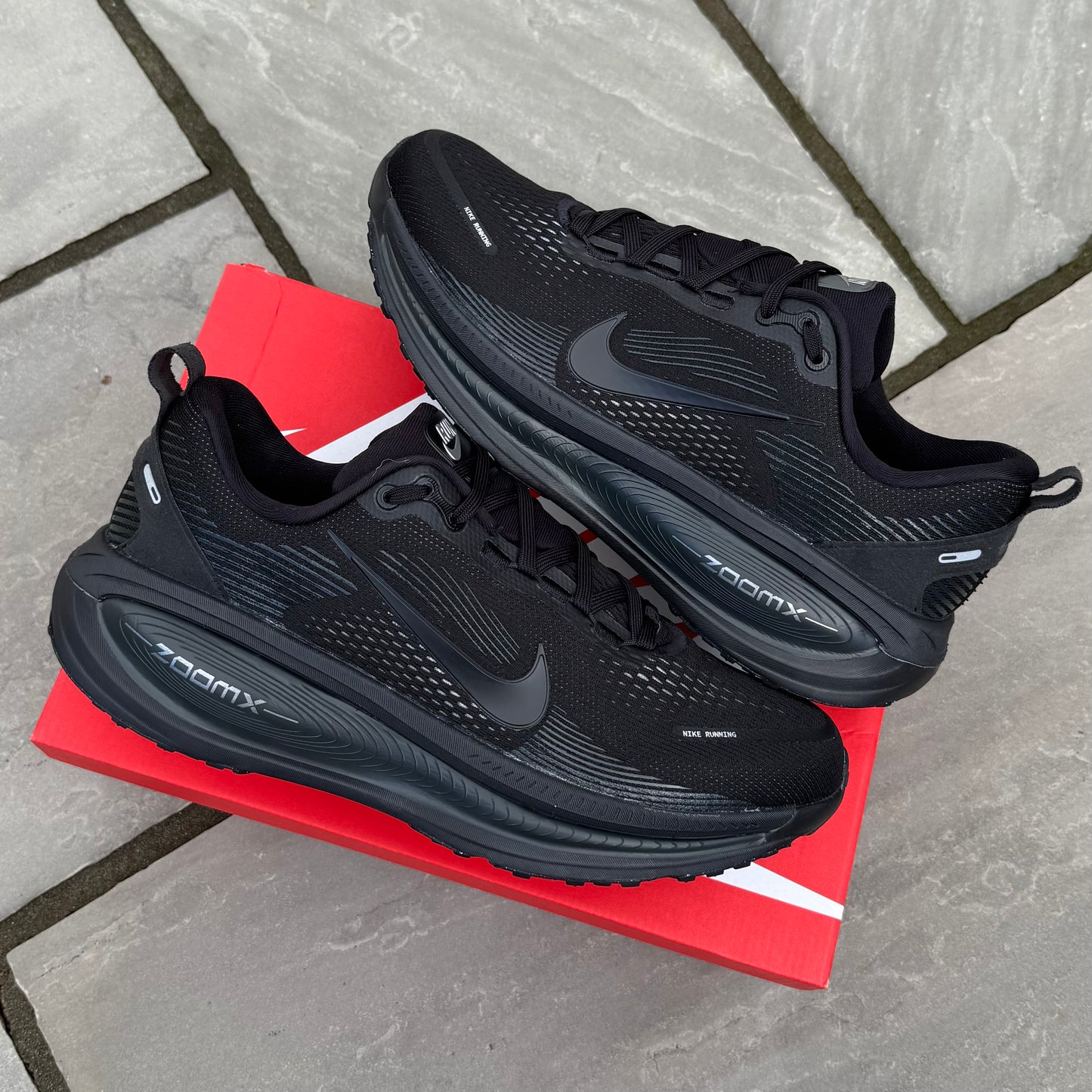 Nike Vomero 18 - Dark Smoke Grey - UK9.5