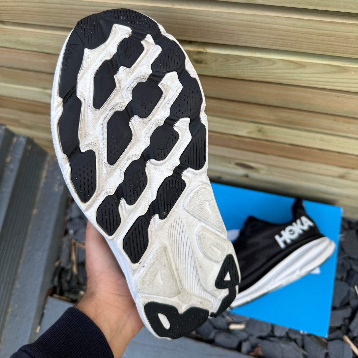 Hoka Clifton 9 - Black / White - UK10