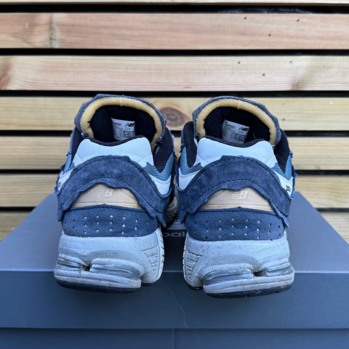 New Balance 2002R Protection Pack - Navy - UK9