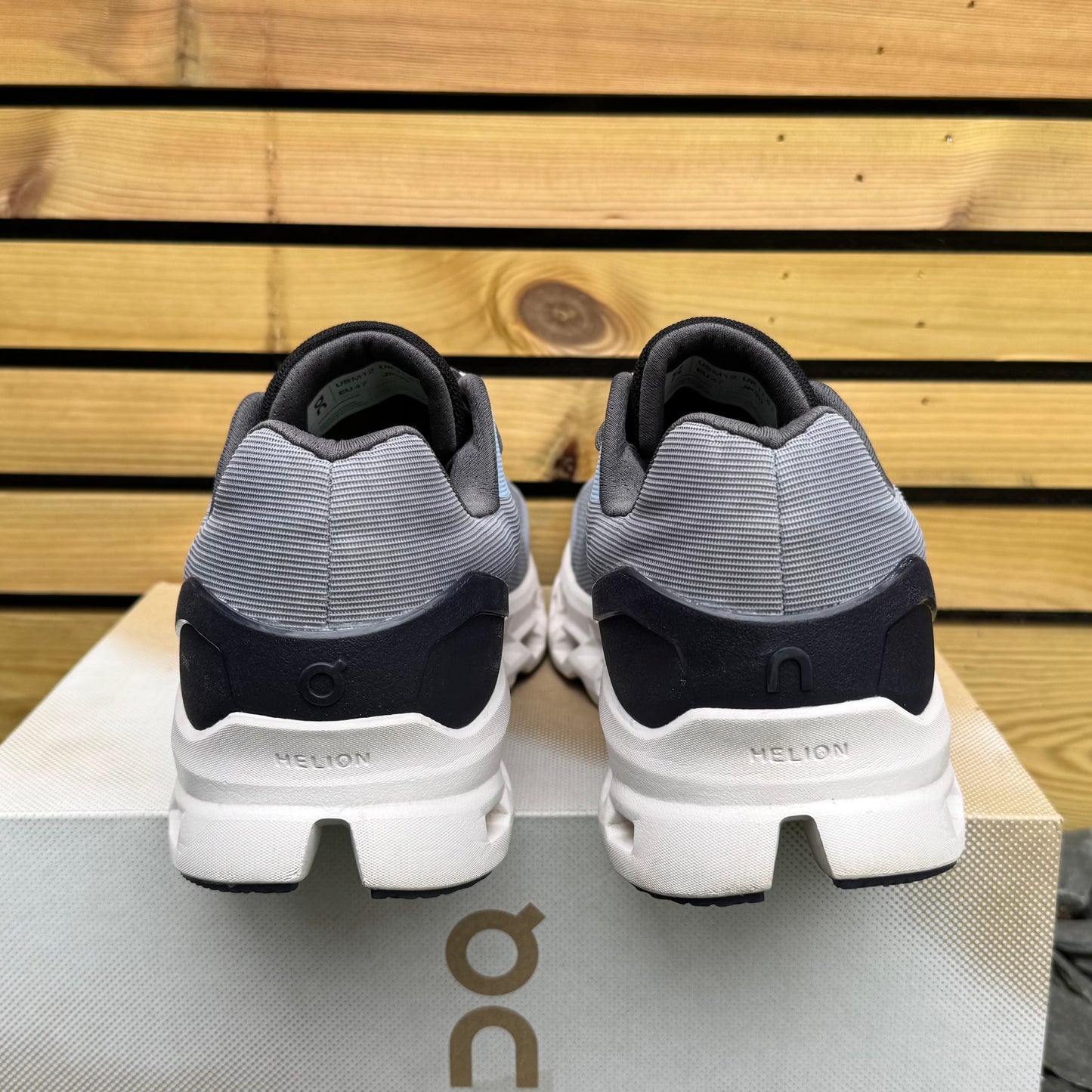 On Running CloudStratus 2 - Fossil / Midnight - UK11.5