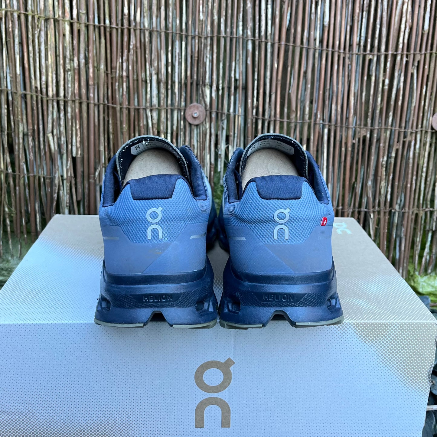 On Running CloudVista - Midnight / Olive - UK11