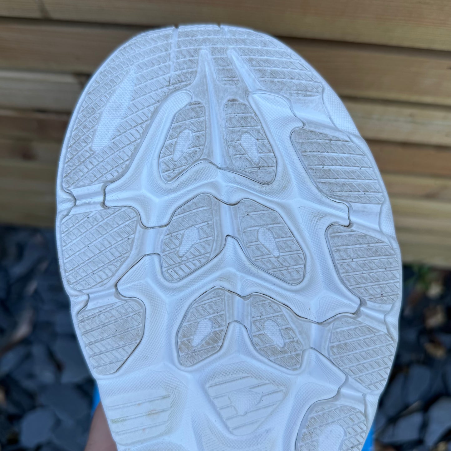 Hoka Clifton 10 - Triple White - UK9