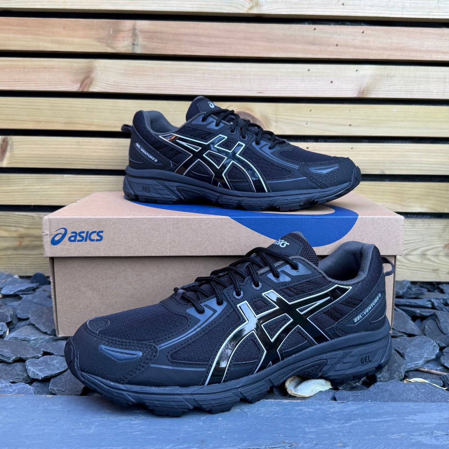 Asics Gel-Venture 6 - Black / Metallic - UK9