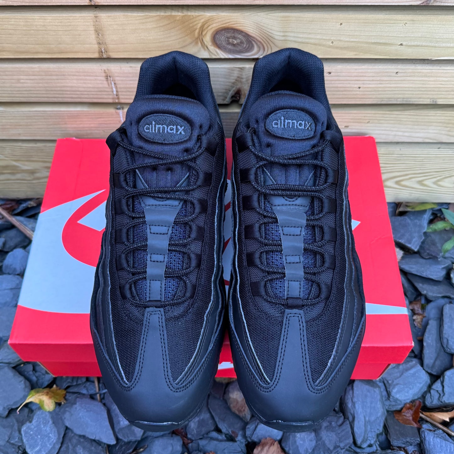 Nike Air Max 95 Essential - Triple Black 2022 - UK11