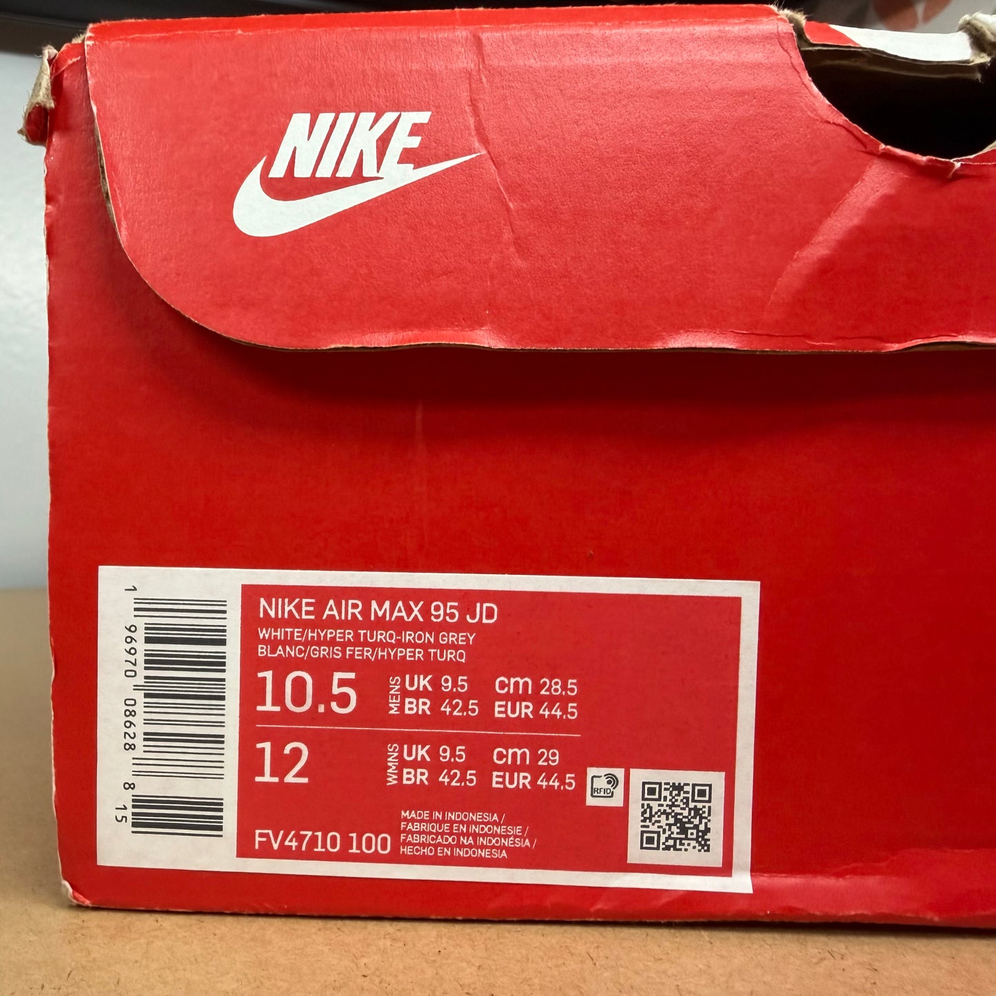 Nike Air Max 95 JD Exclusive - Hyper Turquoise - UK9.5