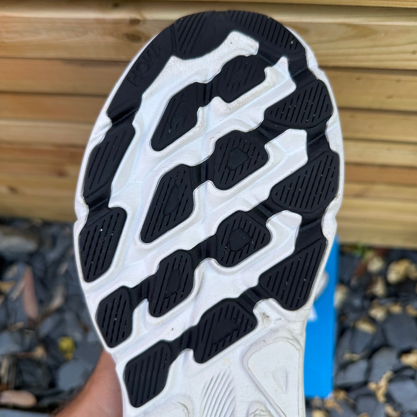Hoka Clifton 9 - Black / White - UK10