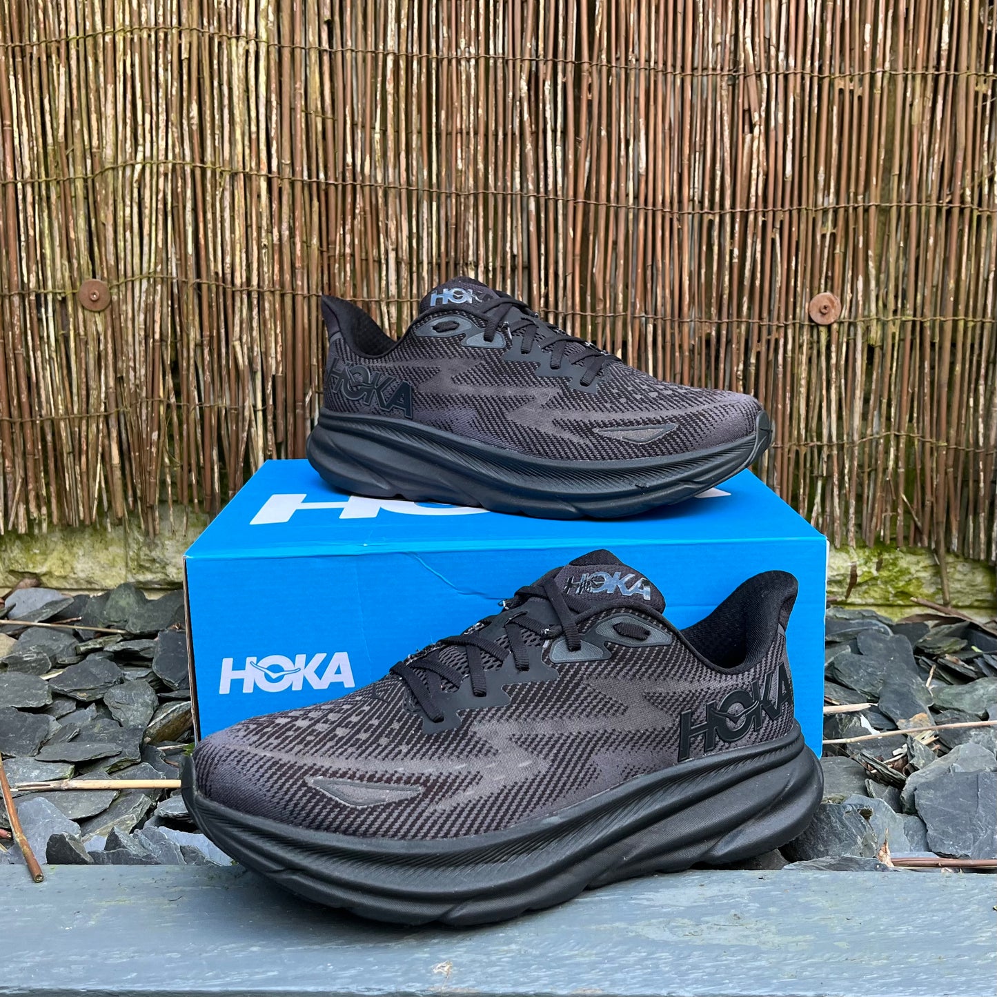 Hoka Clifton 9 - Triple Black - UK11