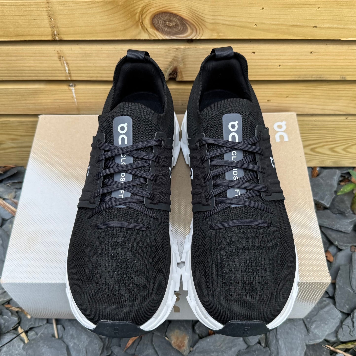 On Running CloudSwift 3.0 - Black - UK9