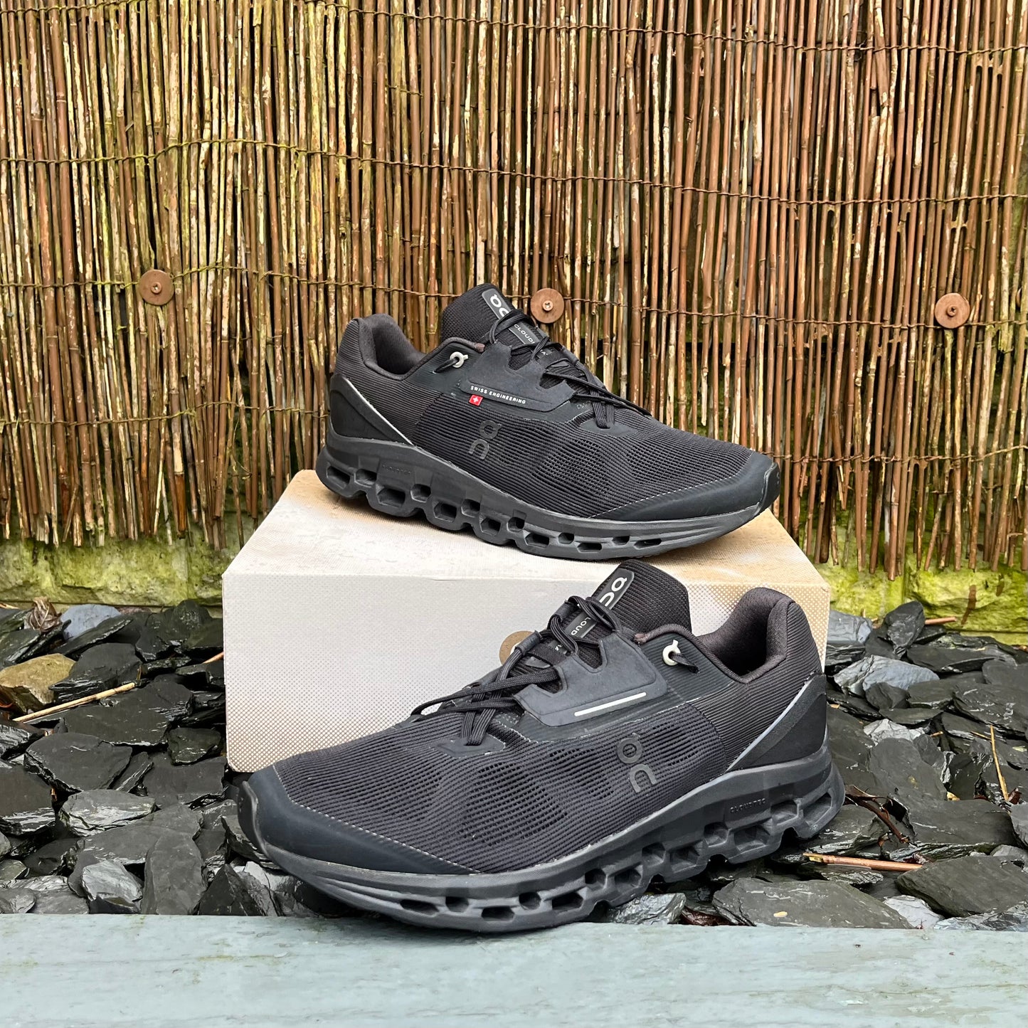 On Running CloudStratus 2 - Black - UK10.5