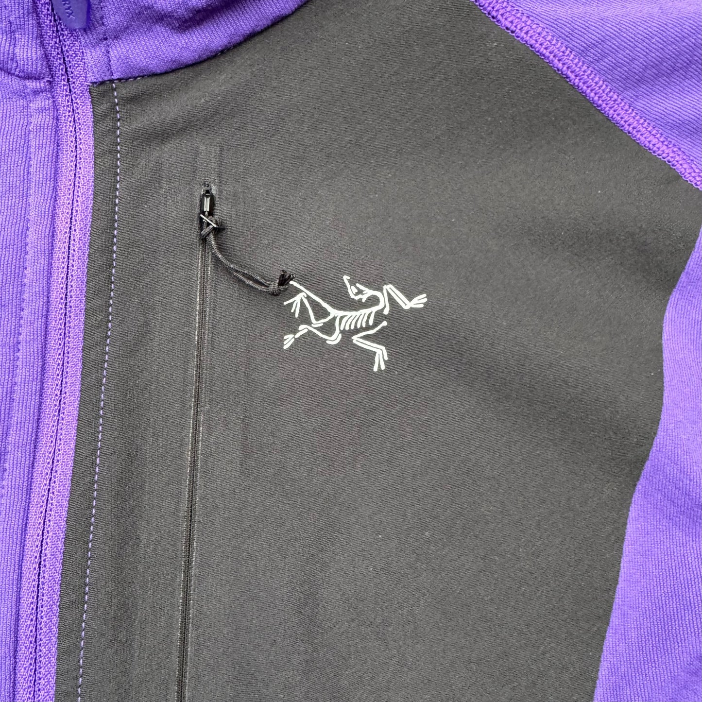 Arc’teryx Delta 1/2 Zip - Iola - Medium