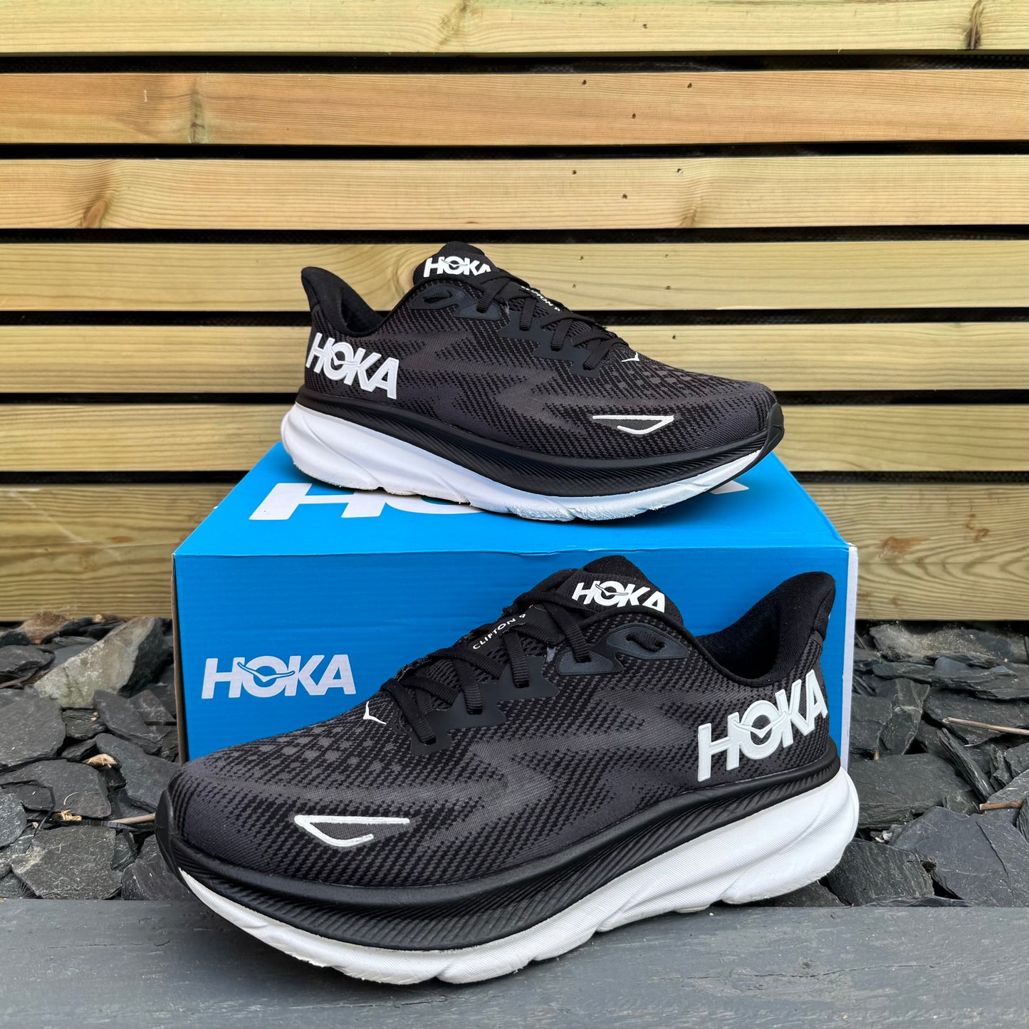 Hoka Clifton 9 - Black / White - UK9