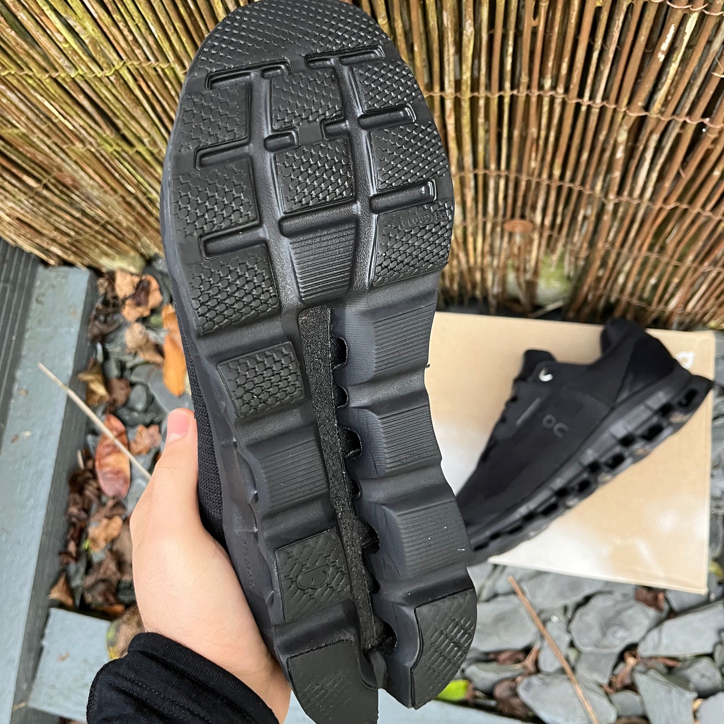 On Running CloudStratus 2 - Triple Black - UK8.5
