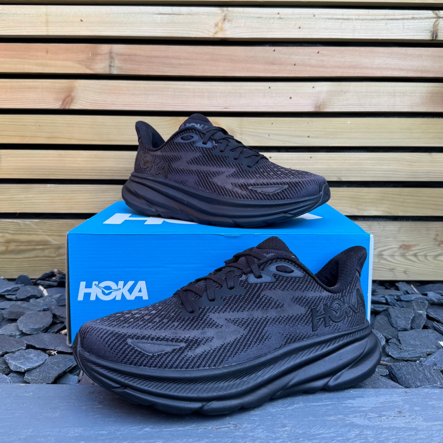 Hoka Clifton 9 - Triple Black - UK7.5