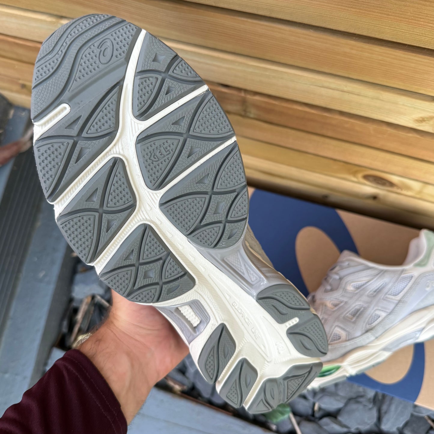 Asics Gel-NYC - Cream / Fossil - UK9.5