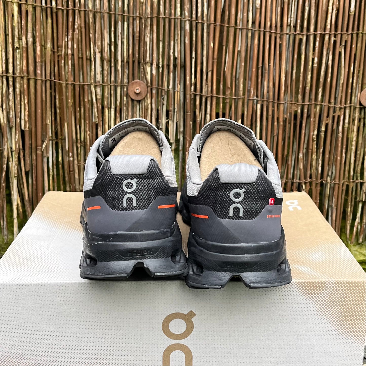 On Running CloudVista - Grey / Orange - UK8.5