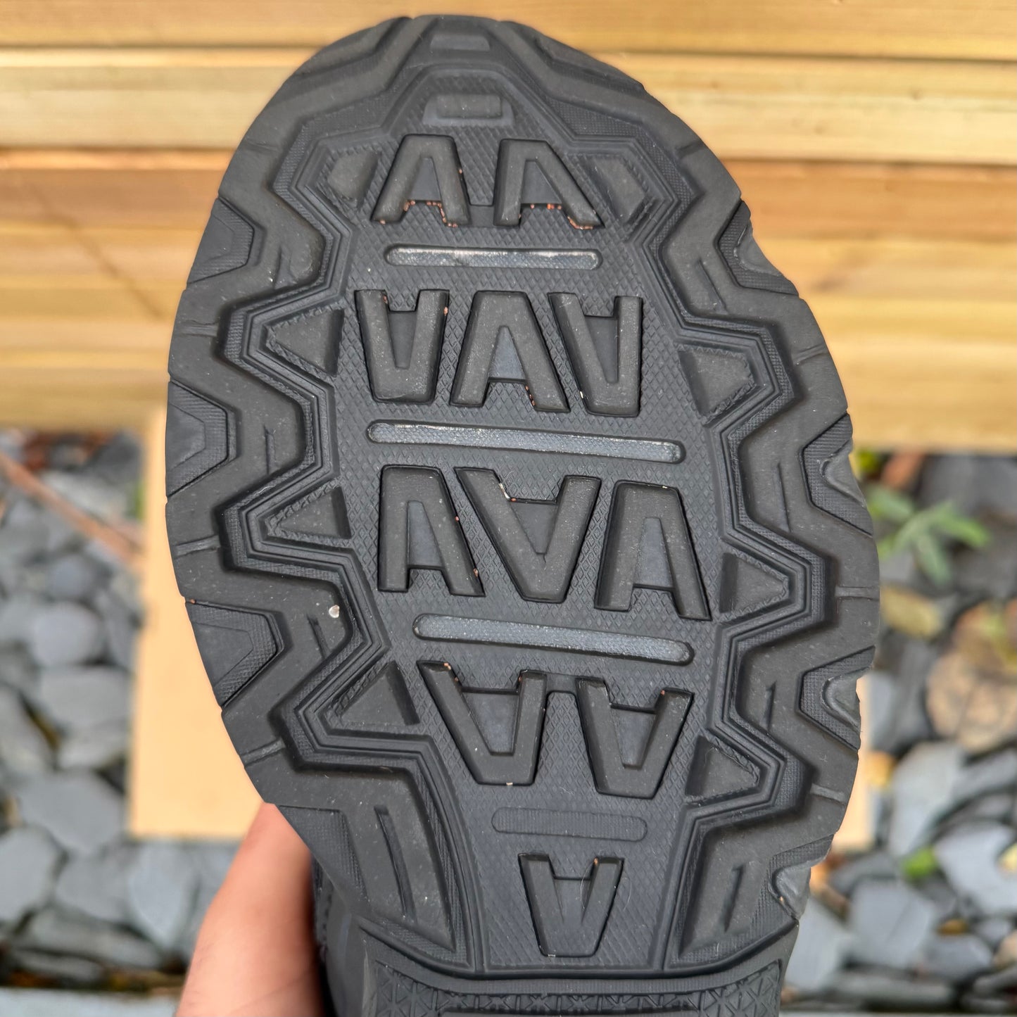 Asics Gel-Venture 6 - Black / Metallic - UK8