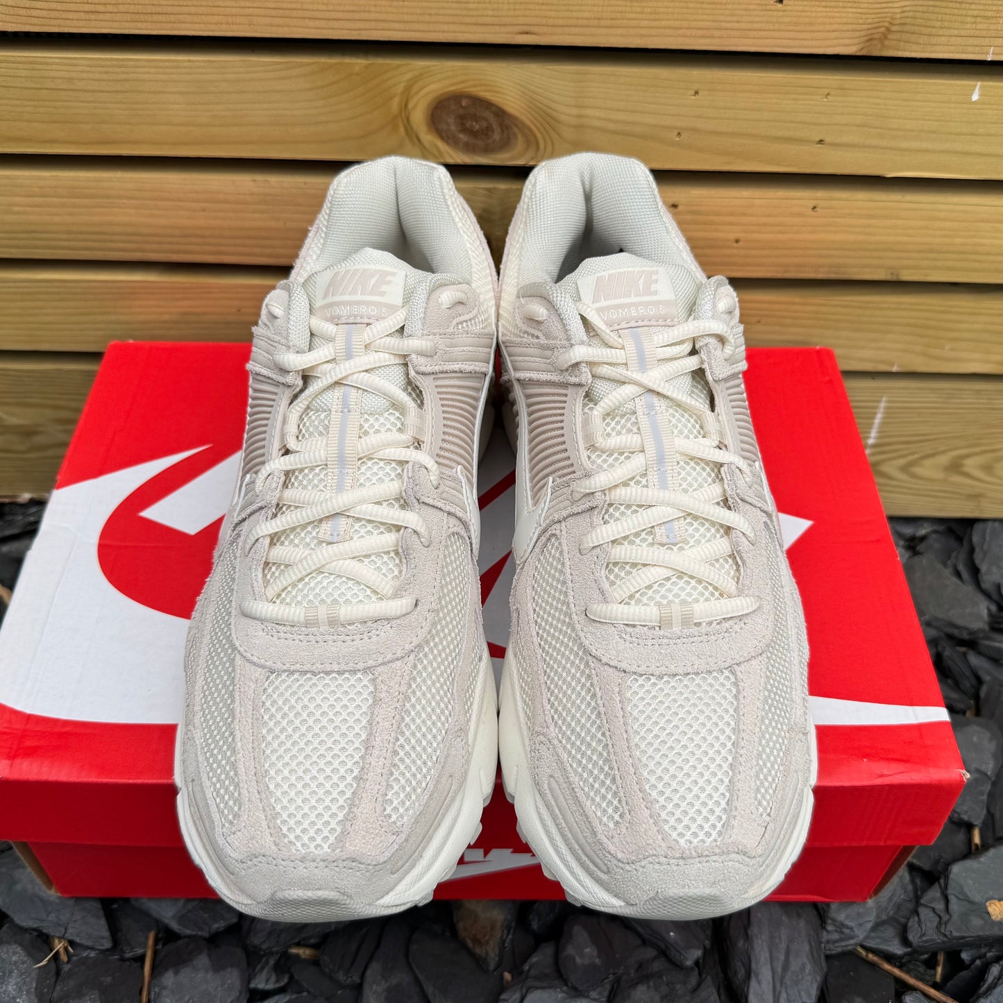 Nike Zoom Vomero 5 - Light Orewood brown - Multiple Sizes - Brand New