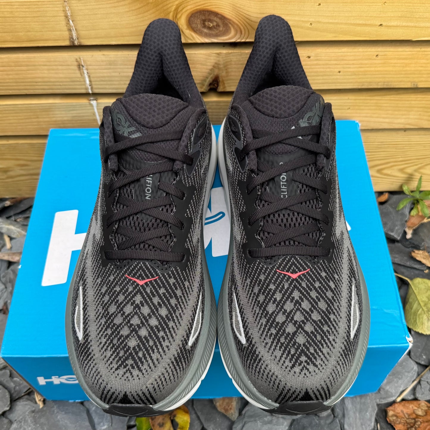 Hoka Clifton 9 - Black / Outer Orbit - UK10