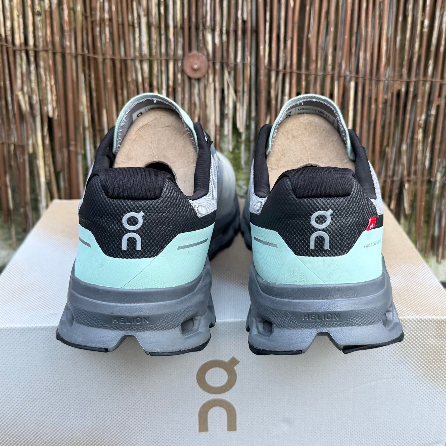 On Running CloudVista - Alloy / Mint - UK11