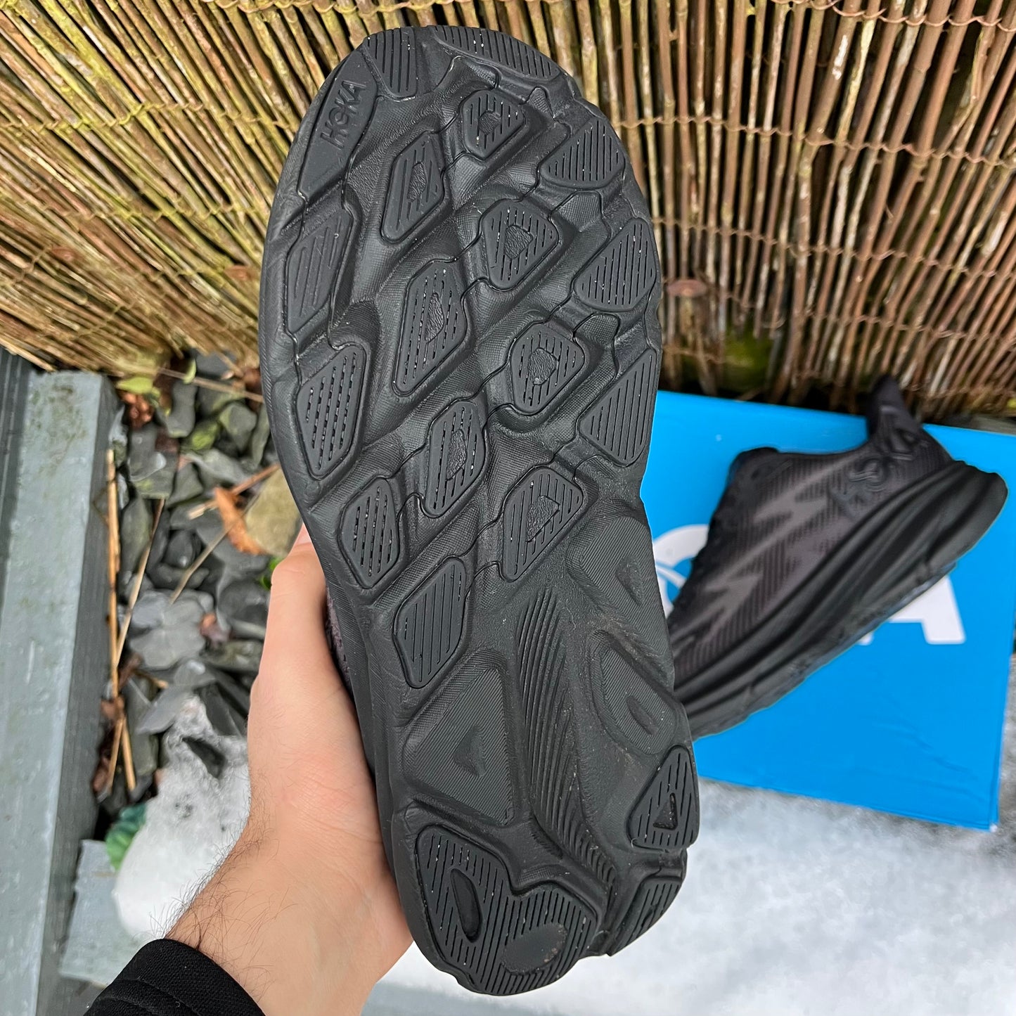 Hoka Clifton 9 - Triple Black - UK8