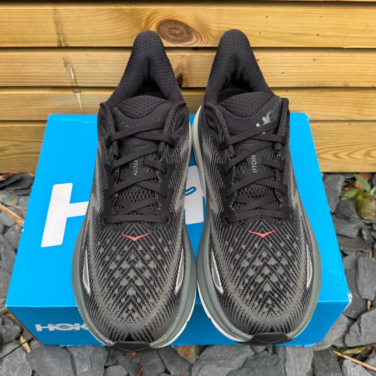 Hoka Clifton 9 - Black / Outer Orbit - UK9
