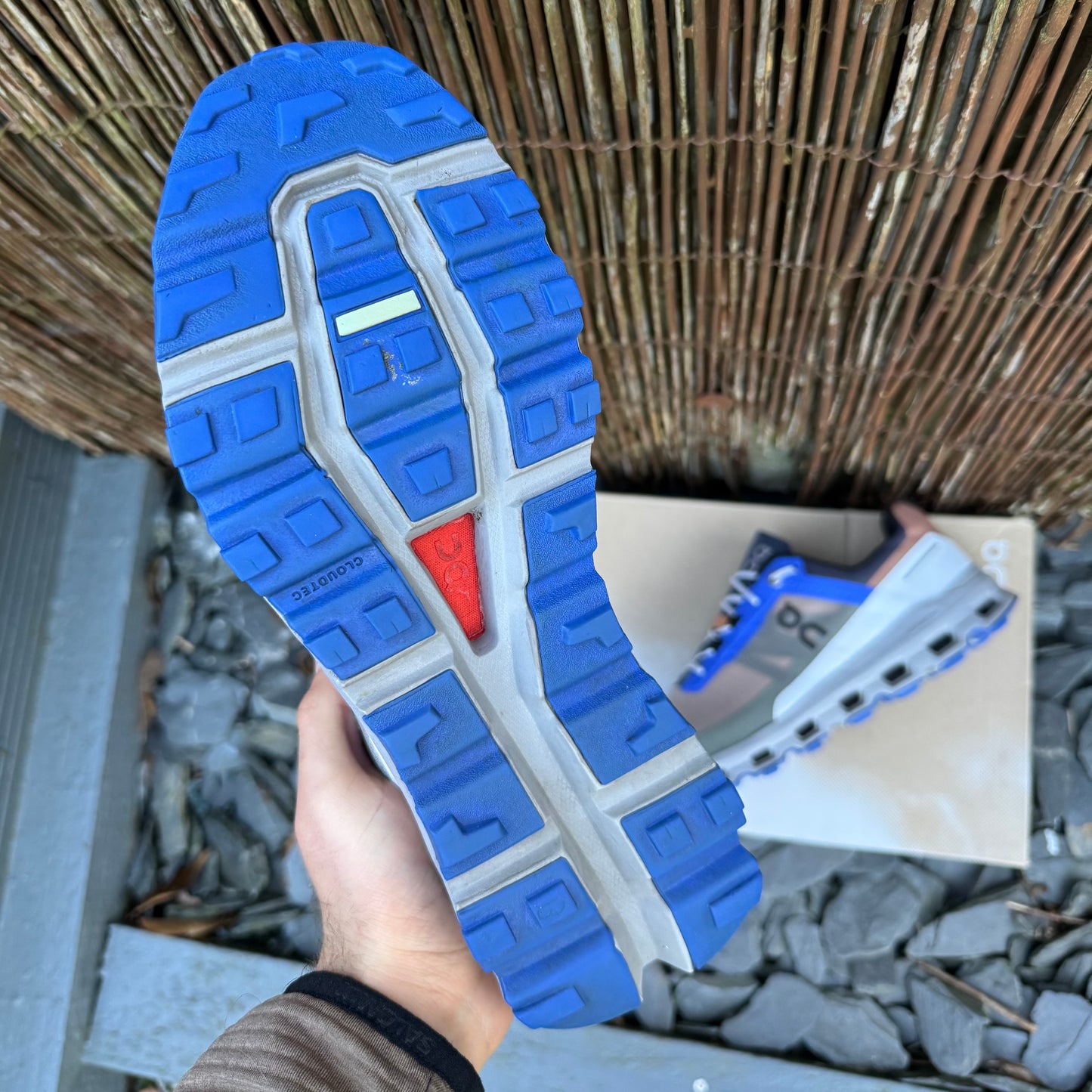 On Running CloudVista - Grey / Blue / Brown - UK9.5