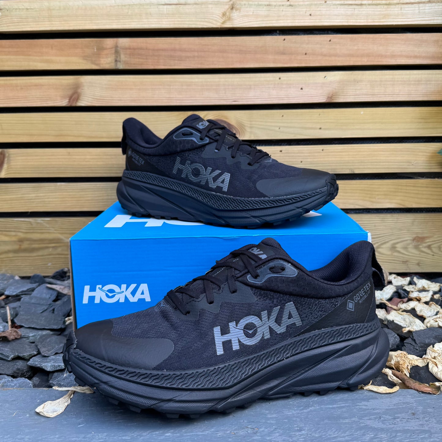 Hoka Challenger 7 Gore-Tex - Triple Black - UK10